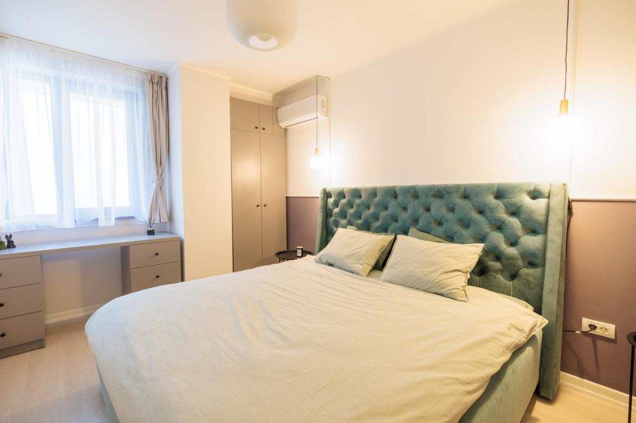 Apartament Downtown Hidden Garden With Jacuzzi In Bukareszt Zewnętrze zdjęcie