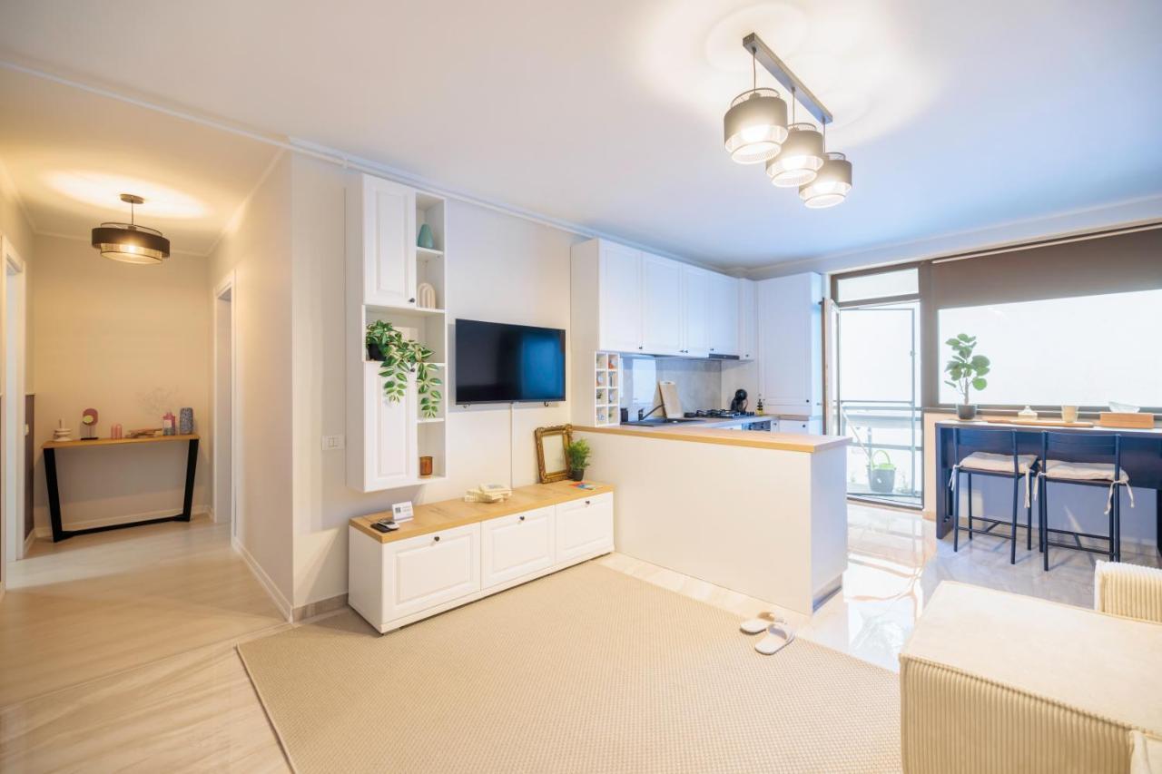 Apartament Downtown Hidden Garden With Jacuzzi In Bukareszt Zewnętrze zdjęcie