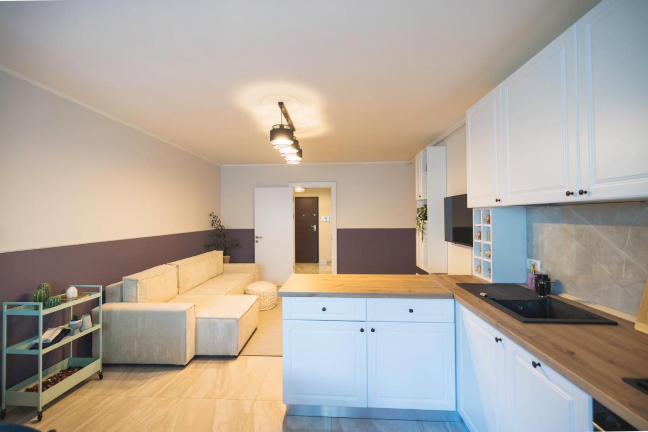 Apartament Downtown Hidden Garden With Jacuzzi In Bukareszt Zewnętrze zdjęcie
