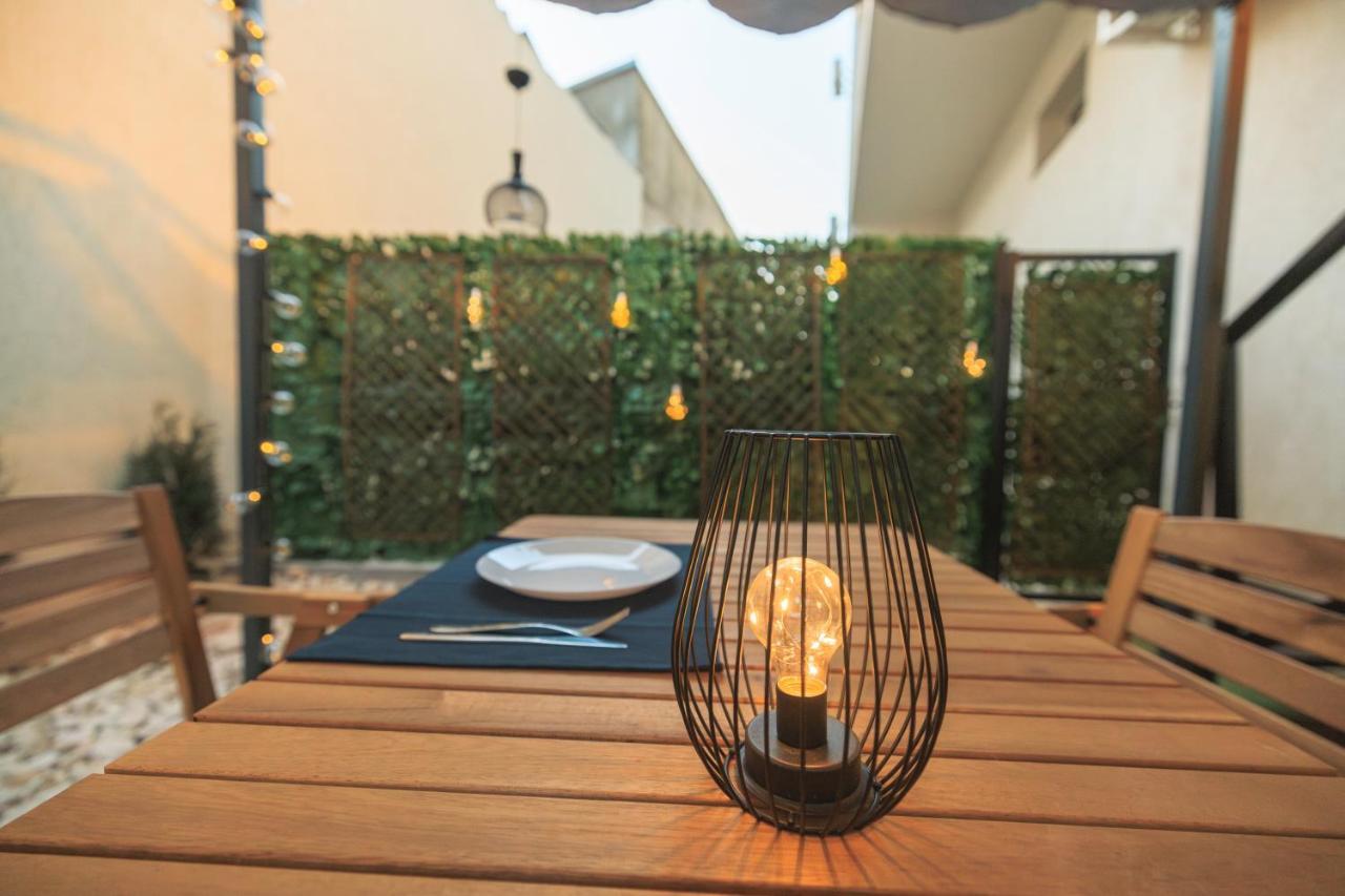 Apartament Downtown Hidden Garden With Jacuzzi In Bukareszt Zewnętrze zdjęcie