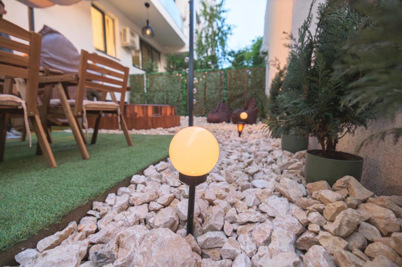 Apartament Downtown Hidden Garden With Jacuzzi In Bukareszt Zewnętrze zdjęcie